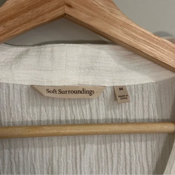 Soft Surroundings White Crinkle Wide Sleeve Top Size 3X - Picture 4 of 8